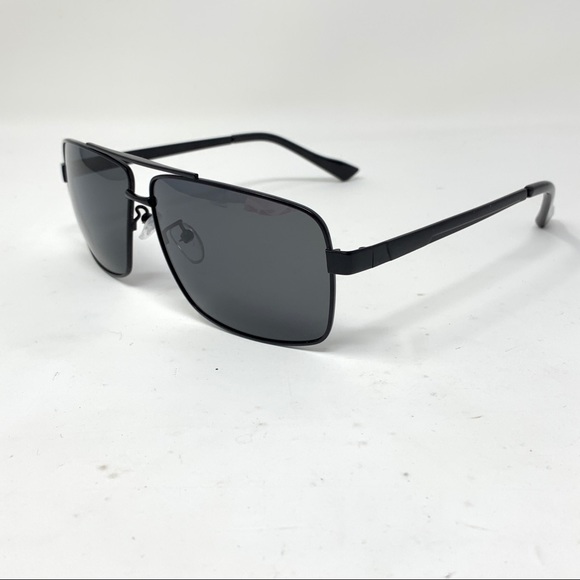 Polarized sunglasses - Picture 2 of 5
